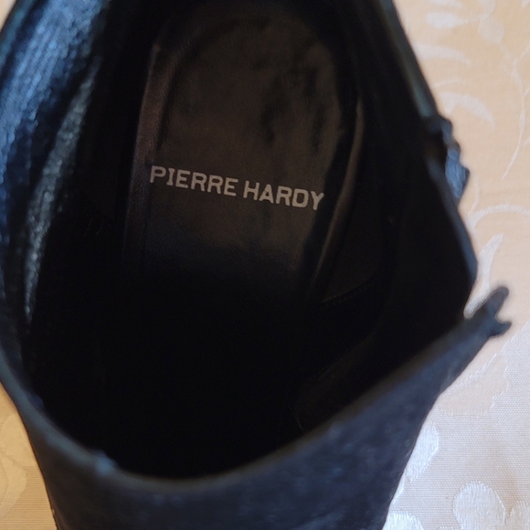 Suede leather booties - Picture 5 of 7